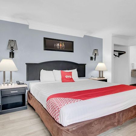 Three Rivers Executive Inn & Suites By Oyo Esterno foto