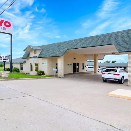 Three Rivers Executive Inn & Suites By Oyo Esterno foto