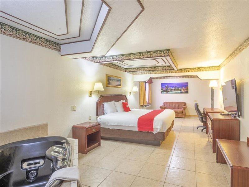 Three Rivers Executive Inn & Suites By Oyo Esterno foto