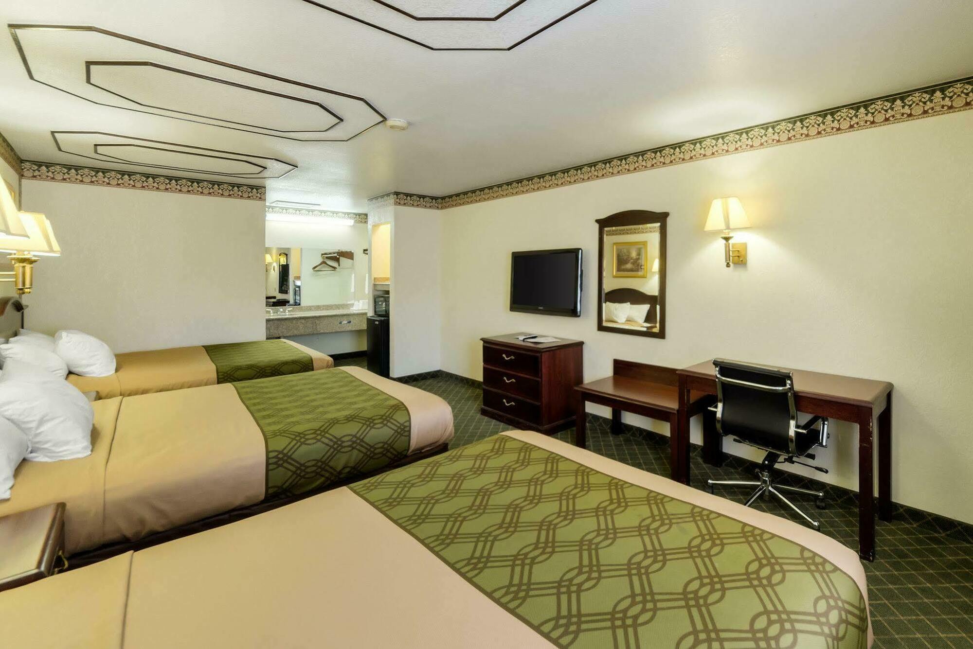 Three Rivers Executive Inn & Suites By Oyo Esterno foto